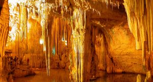 Abruzzo. Hai mai visitato le Grotte di Stiffe, uno spettacolo meraviglioso della natura?