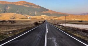 Hai già viaggiato sul bellissimo Altopiano delle Cinque Miglia in Abruzzo? / Video