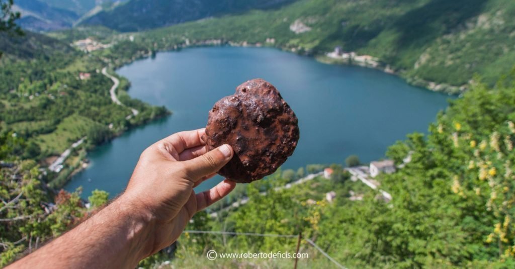 Scanno. Dove acquistare i famosi e gustosi mostaccioli al cioccolato?