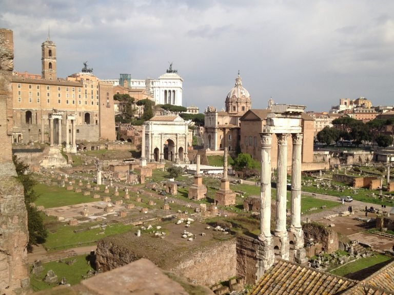 Parco archeologico del Colosseo. Procedura di accreditamento guide turistiche 2021 – 2022