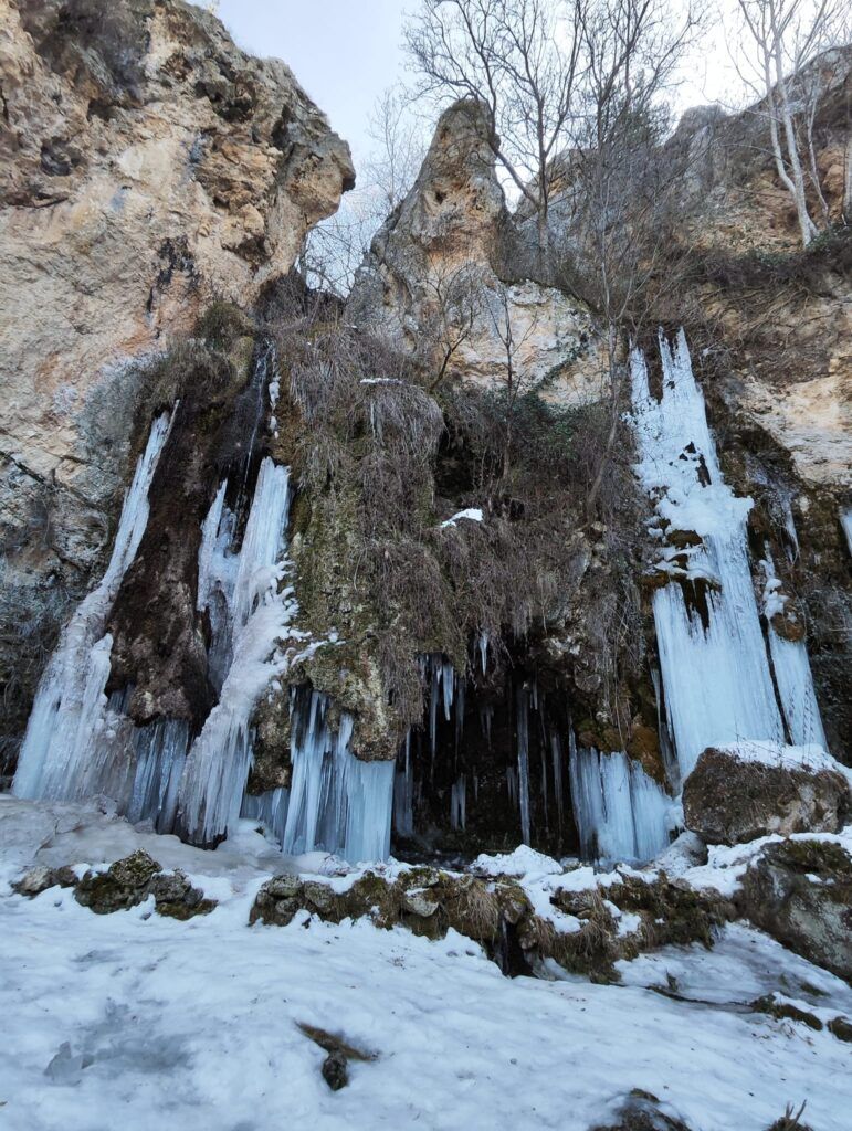 cascata schizzataro