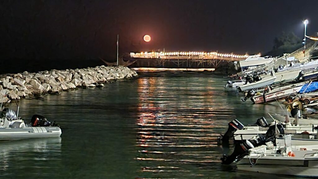 superluna costa dei trabocchi