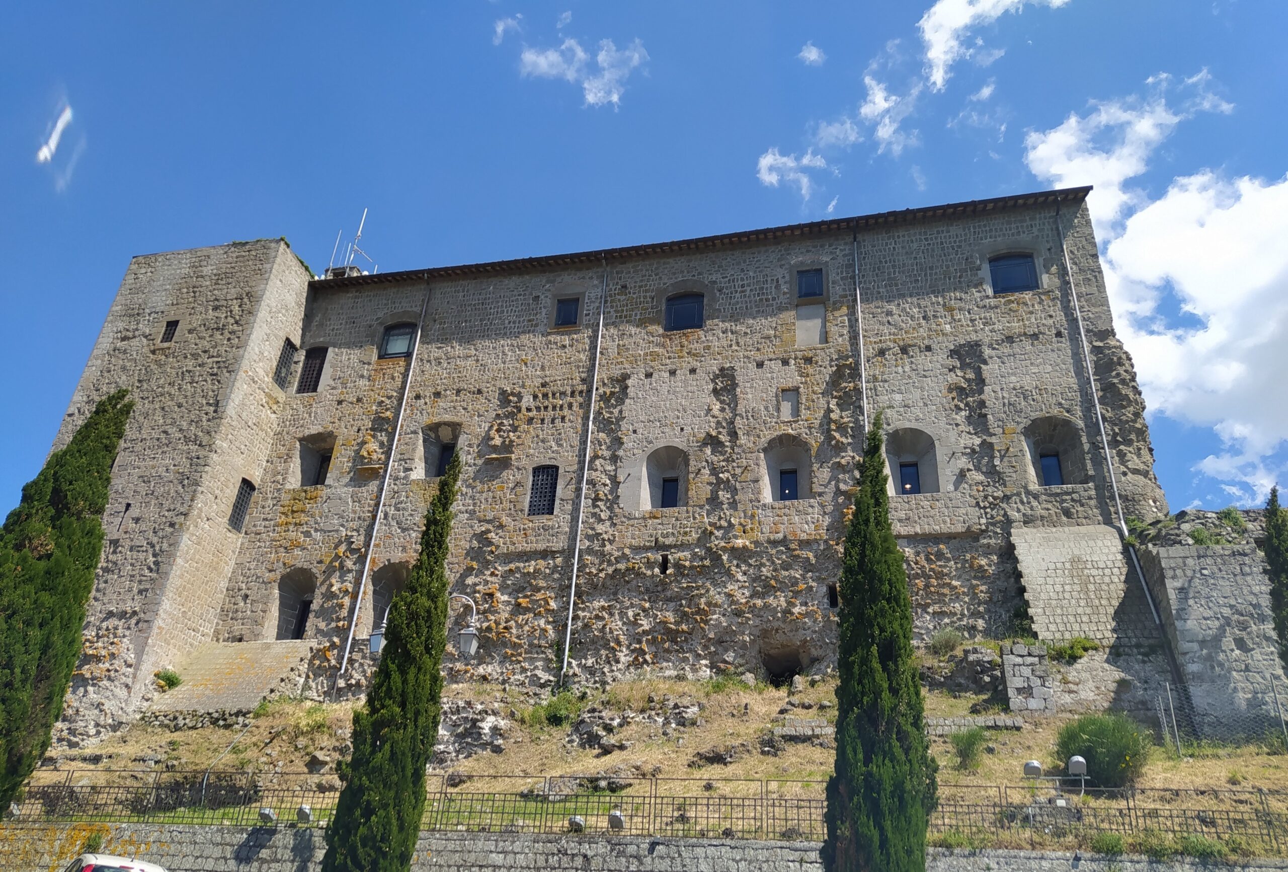 rocca dei papi montefiascone