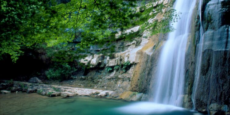 Cascata dell'Acquacheta sull'appennino romagnolo