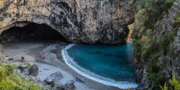 Spiaggia dell'Arcomagno