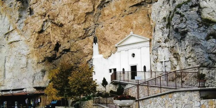 santuario vallepietra lazio