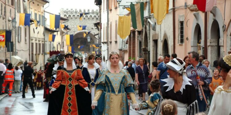 palio del velluto leonessa foto di visitlazio