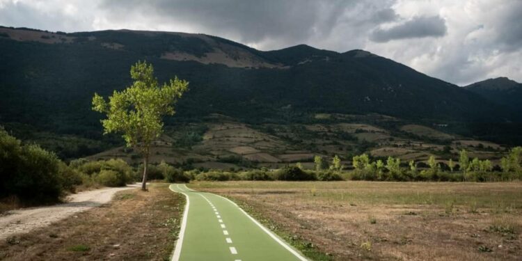 pista ciclabile castel di sangro a villa scontrone