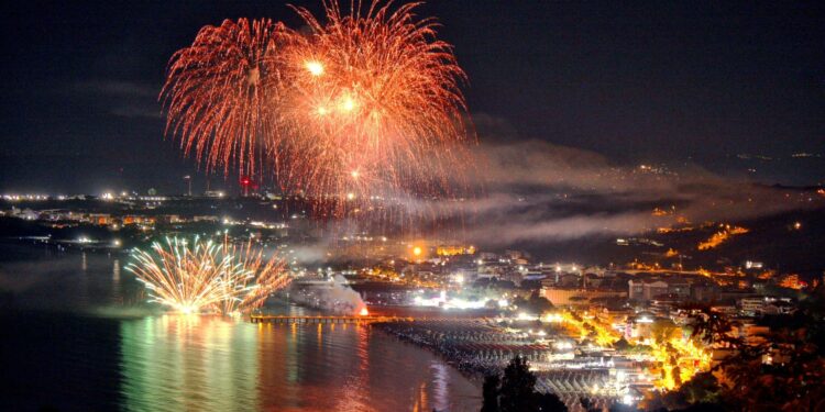 fuochi artificio ferragosto vasto