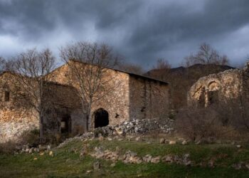 Borgo abbandonato di San Silvestro, a Ofena (AQ)