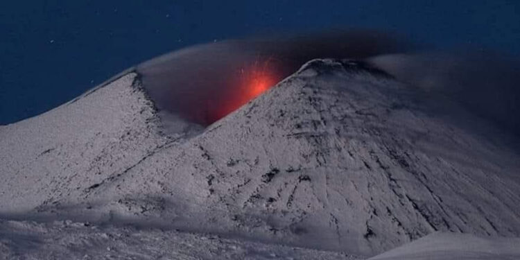 Etna con la neve