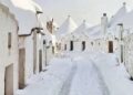 trulli alberobello neve